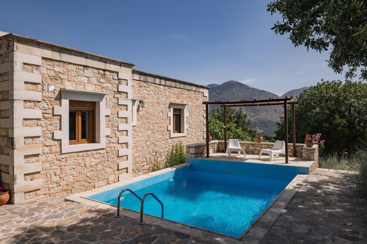 Koules Estate, With Private Pools & Bbq - Embracing Nature, By Thinkvilla Argouli Экстерьер фото